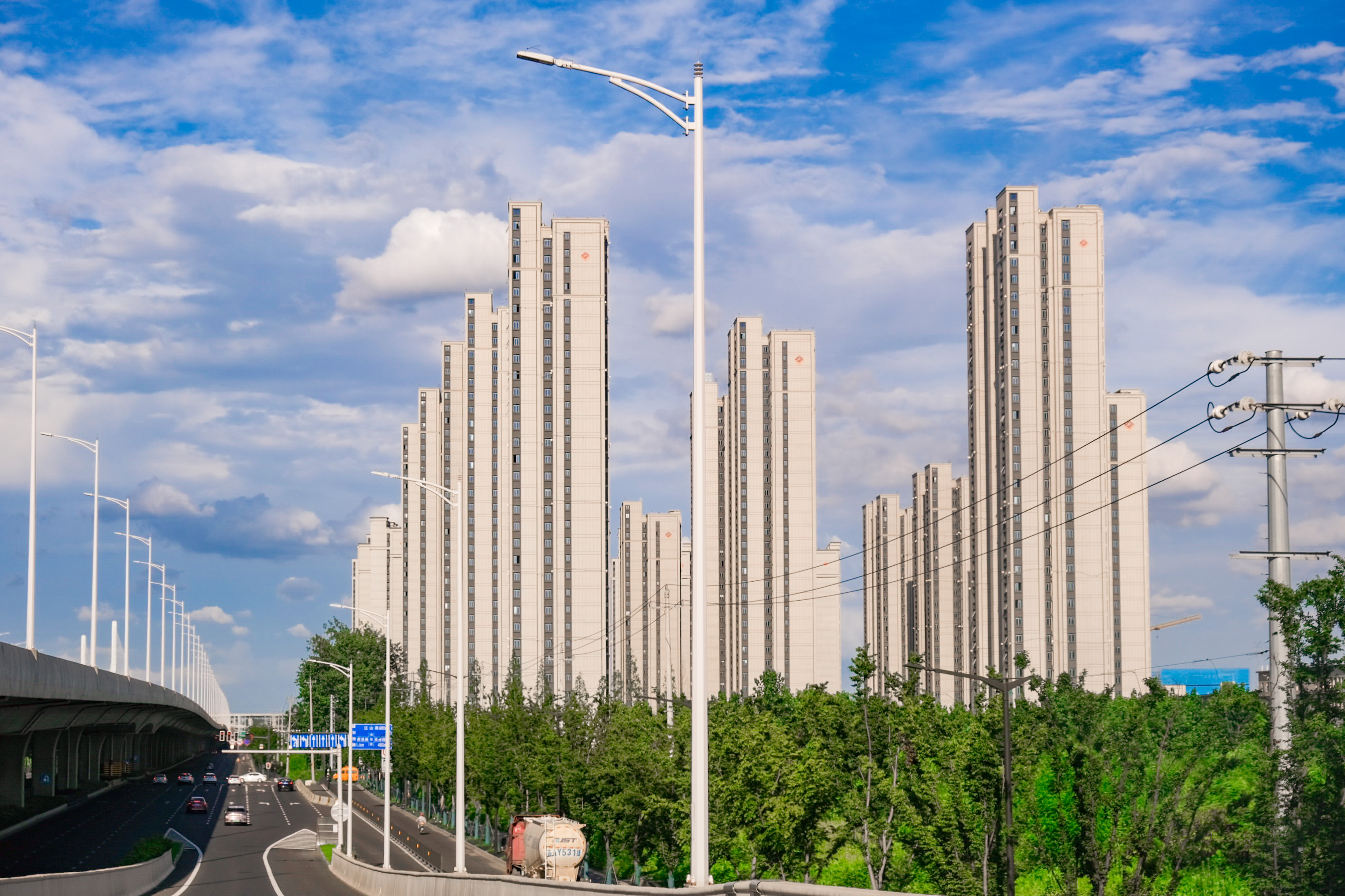 台风过境，，，，，，，这一大波民生项目be like（图说包管房）